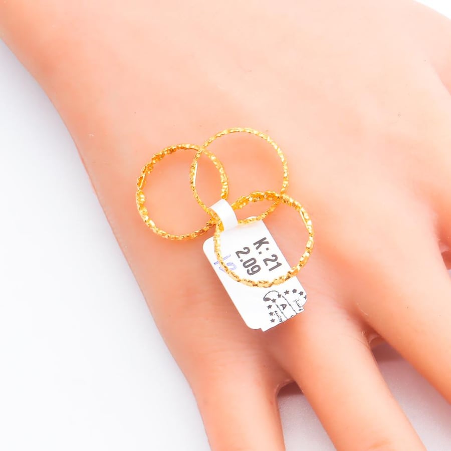 Marami ring, 21 karat gold, weighing 2.09 grams