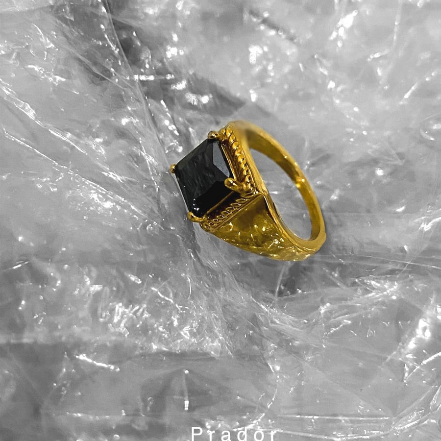 Onyx Ring