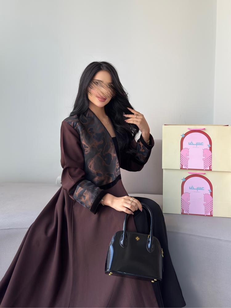 كريب لمار بني مع تدخلات الجاكار البني مع شريطه مخمل ، بليزر رسمي غير مبطن مع كتافيات مخفيه