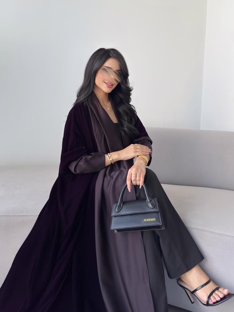 مخمل بنفسجي غامق مع حرير بنفسجي نص بشت