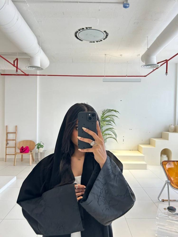 Abaya24