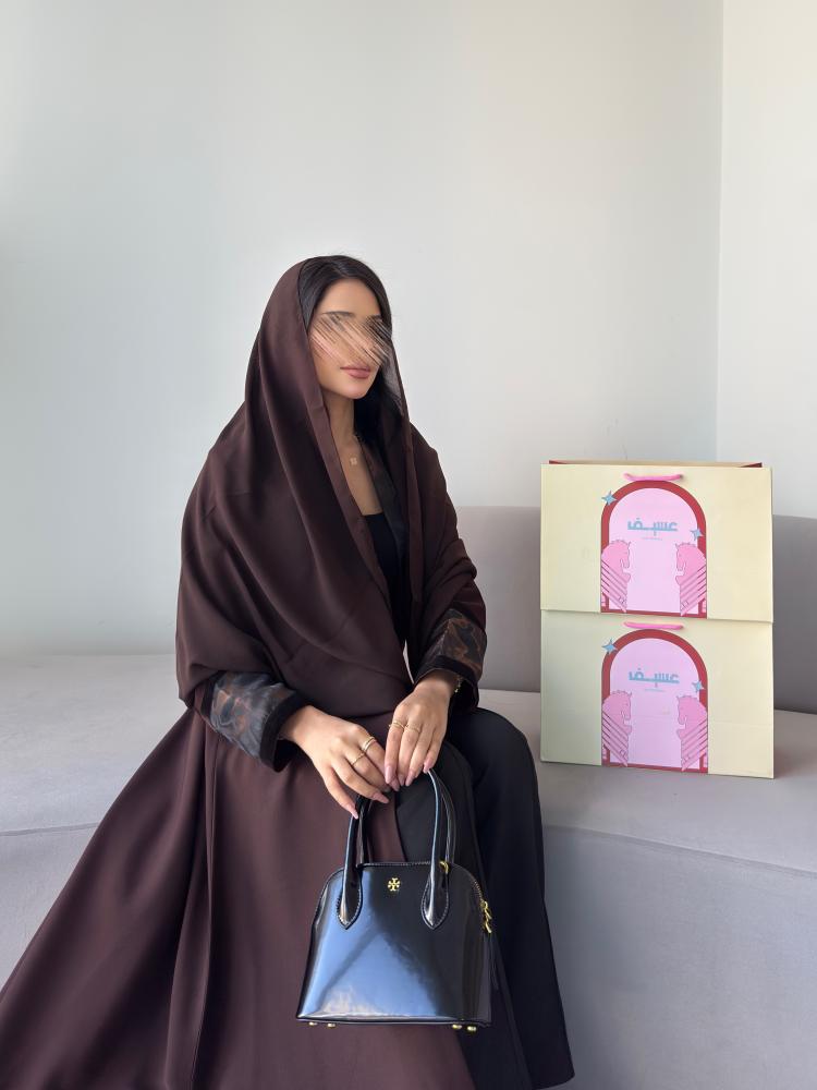 كريب لمار بني مع تدخلات الجاكار البني مع شريطه مخمل ، بليزر رسمي غير مبطن مع كتافيات مخفيه
