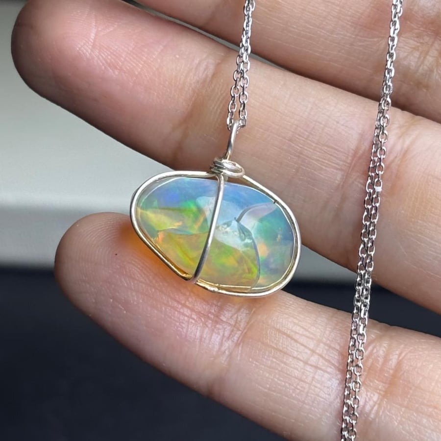 Necklace of Ethiopian opal stone