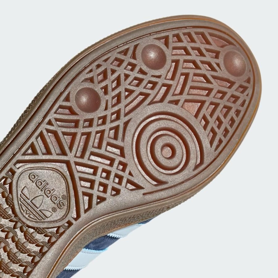 اديداس spezial