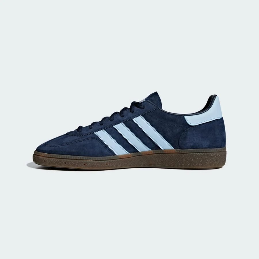 اديداس spezial