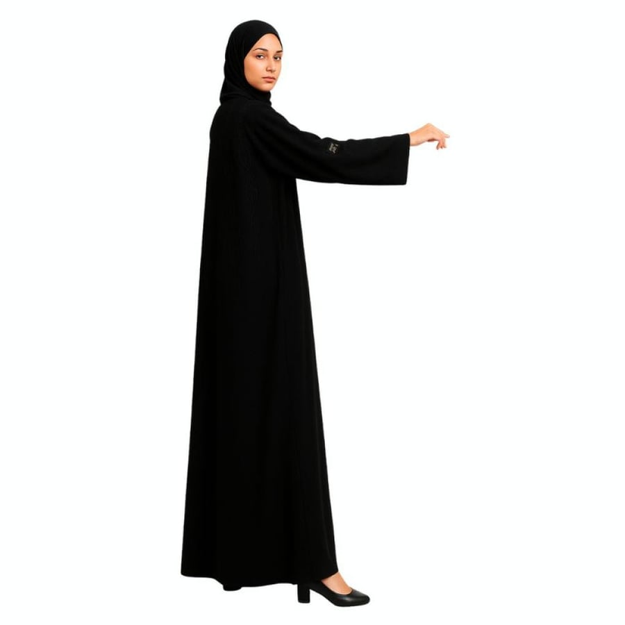 عباية سوداء