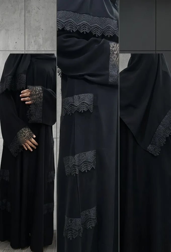عباية ملكية بتفاصيل الدانتيل الهندسي