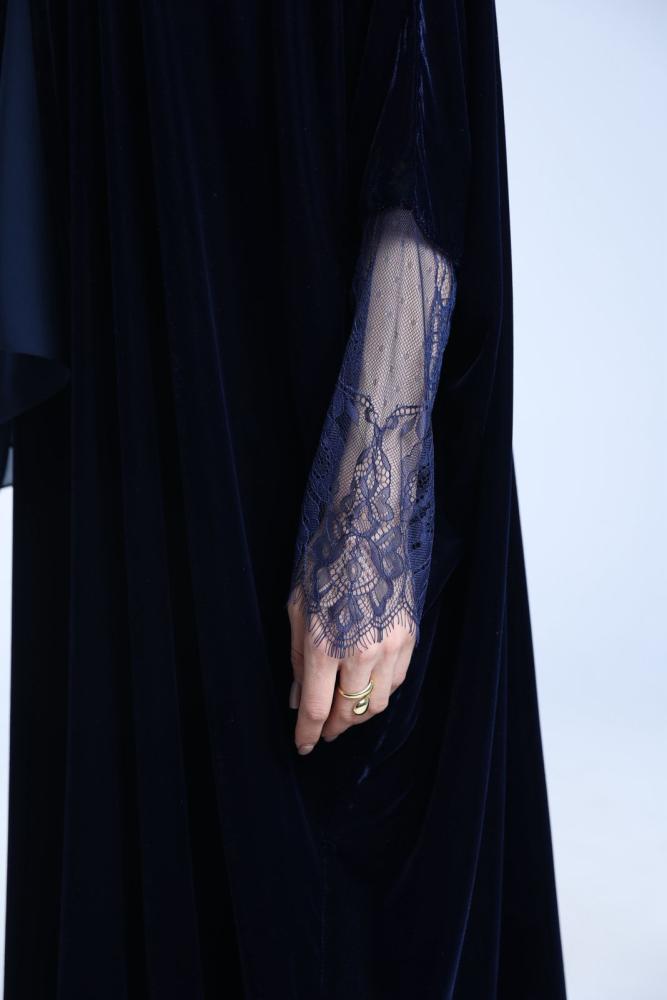The velvet edit -Deep navy
