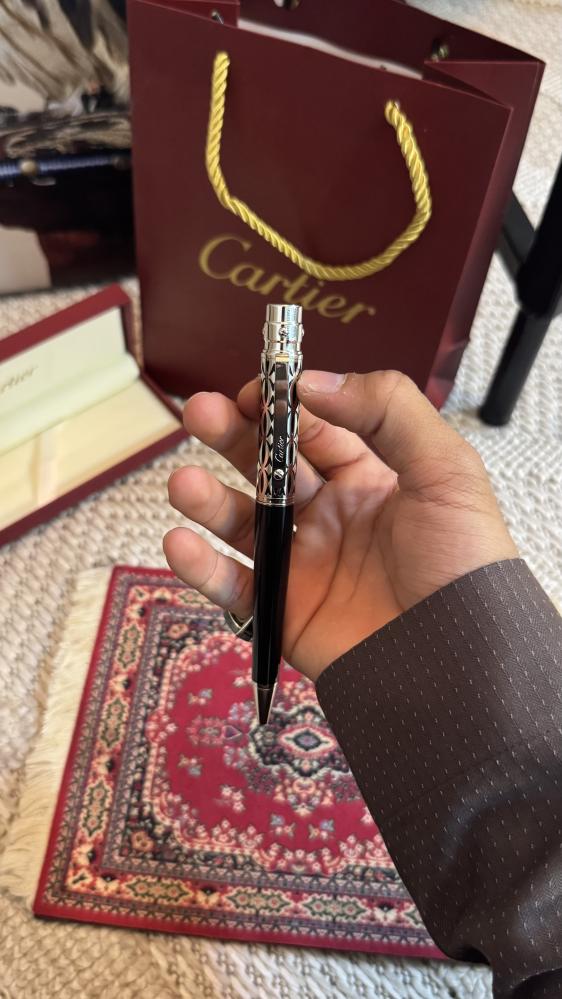 قلم كارتير اسود منقط