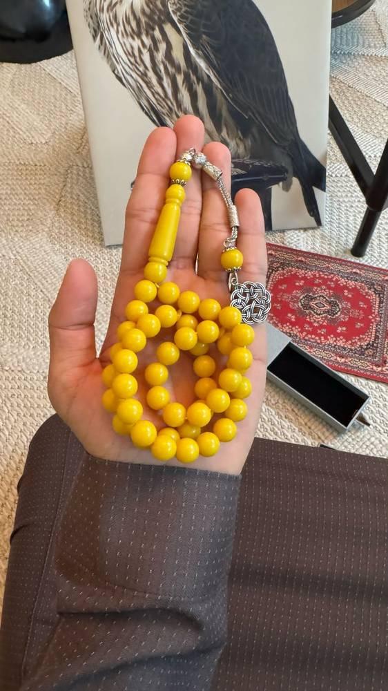 بكلايت اصفر داكن