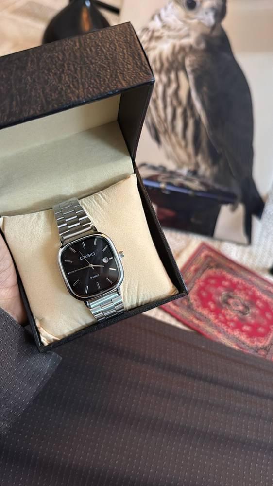 ساعه رجاليه كلاسيك رصاصي