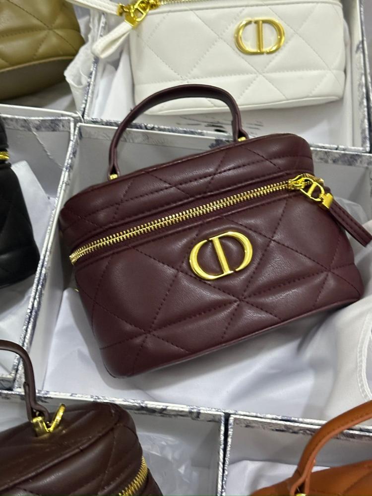 شنطة dior درجه اولى