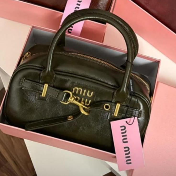 MIU MIU