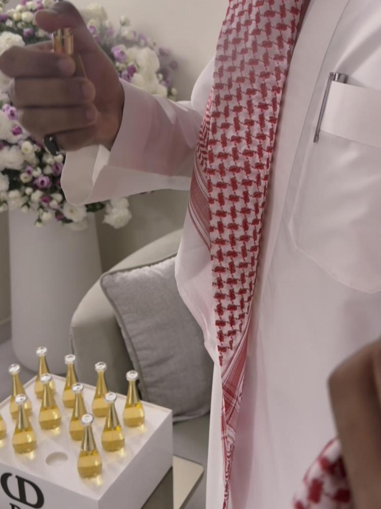 توزيعات ديور جادور 12حبه D2