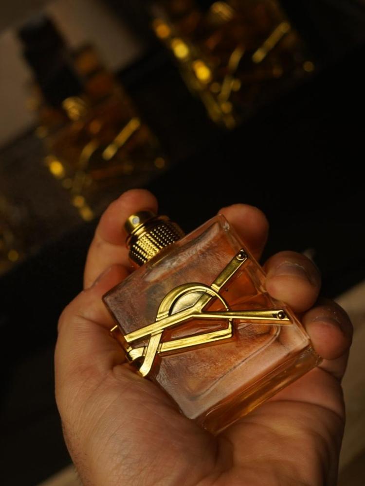 توزيعات عطر لبري إيف سان لوران (YSL Libre) 12حبه.  SN1