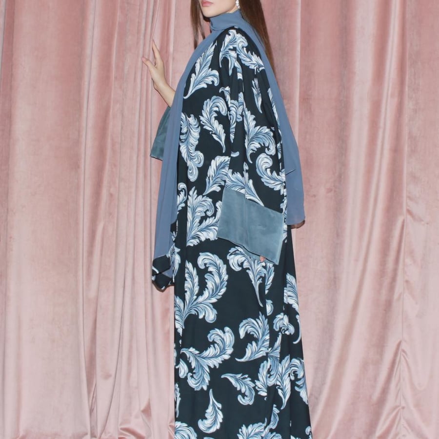 Navy Bloom