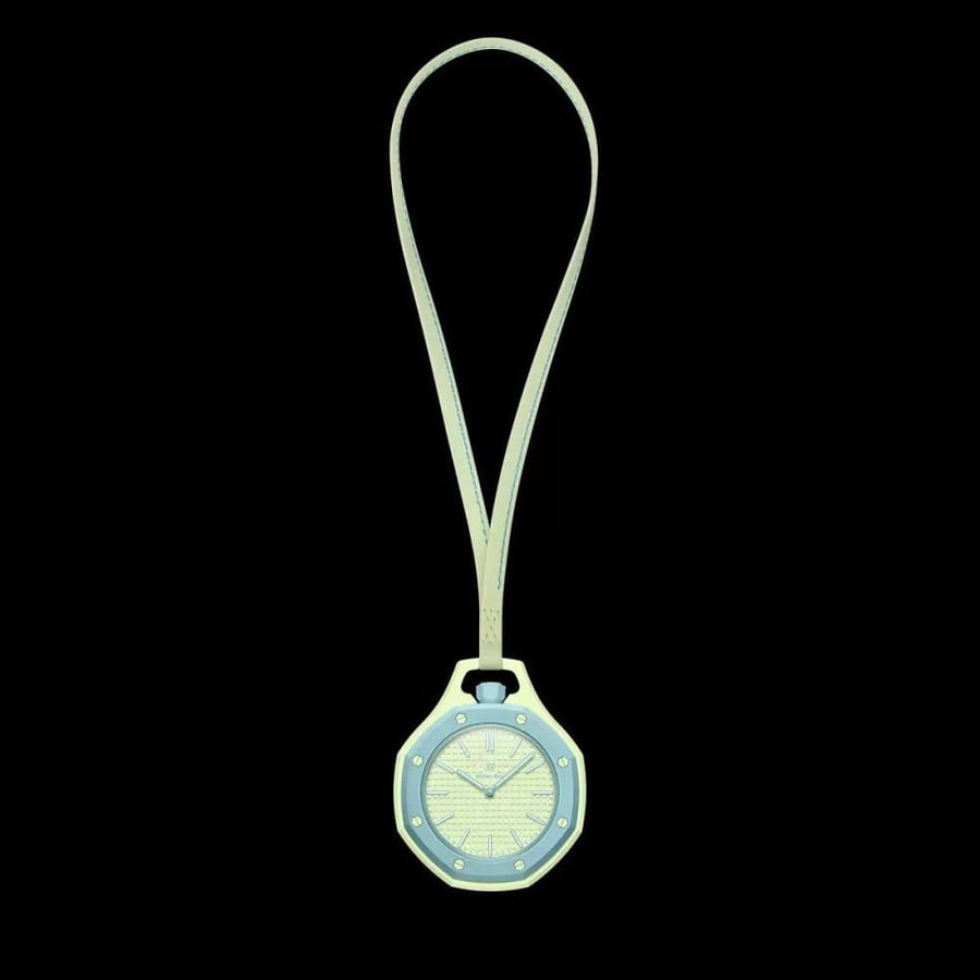 ساعة Swatch × Audemars Piguet Royal Pop BLAUE ACHT