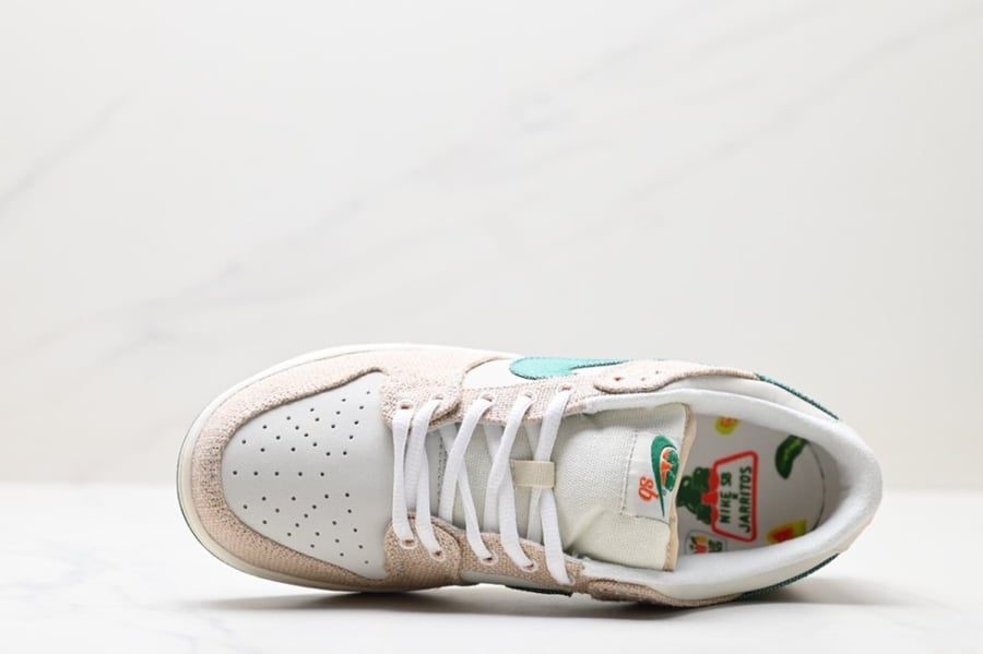 Nike SB Dunk Low