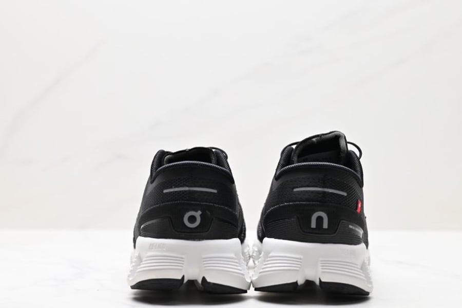 On Running Cloud X Shift Low