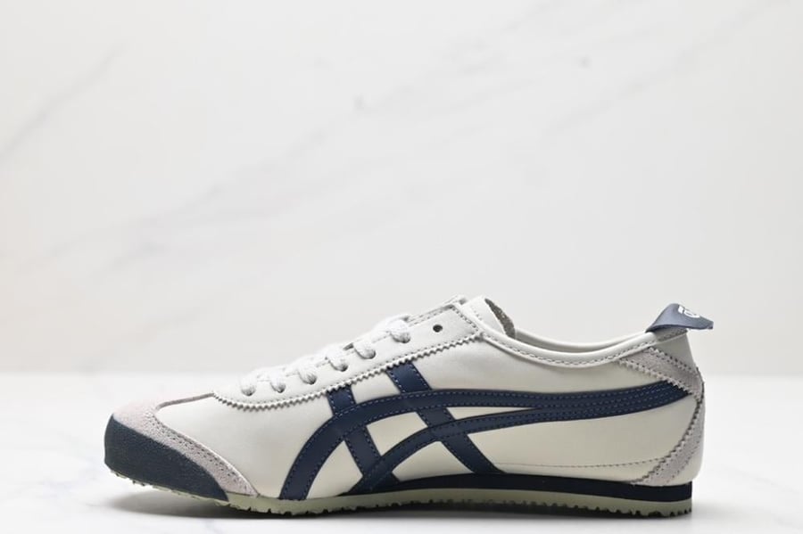 Onitsuka Tiger Mexico 66 "Birch Peacoat