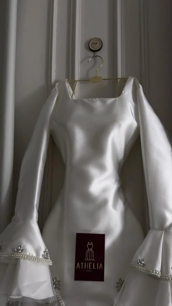 فستان لؤلؤة اثيليا