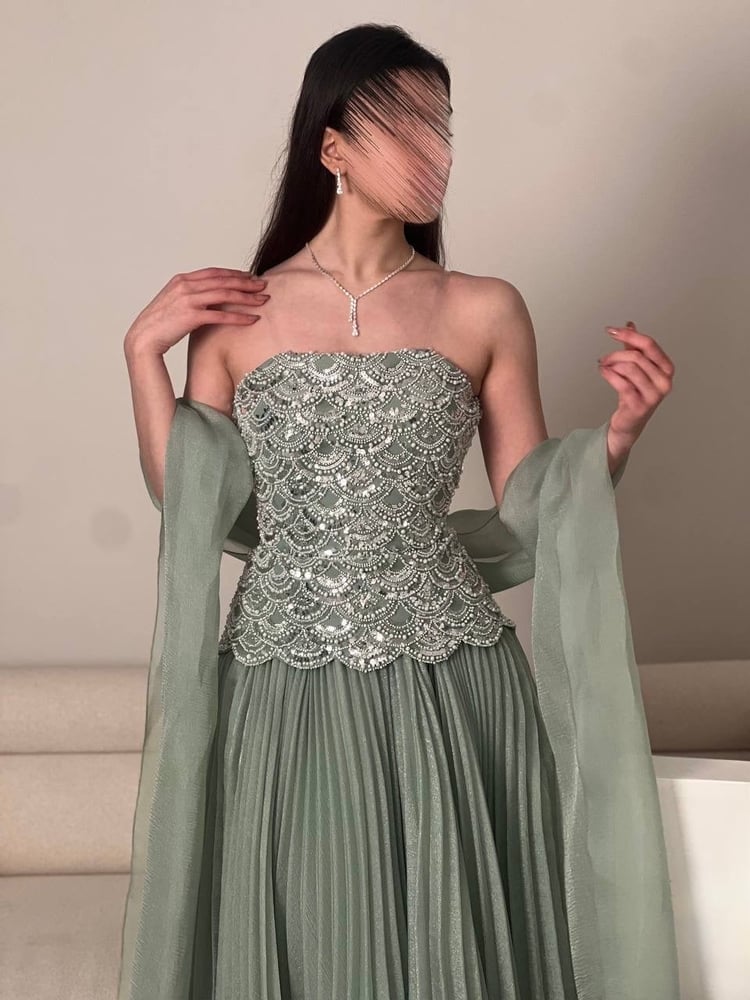 Evening dress Polisa with two-tone shawl