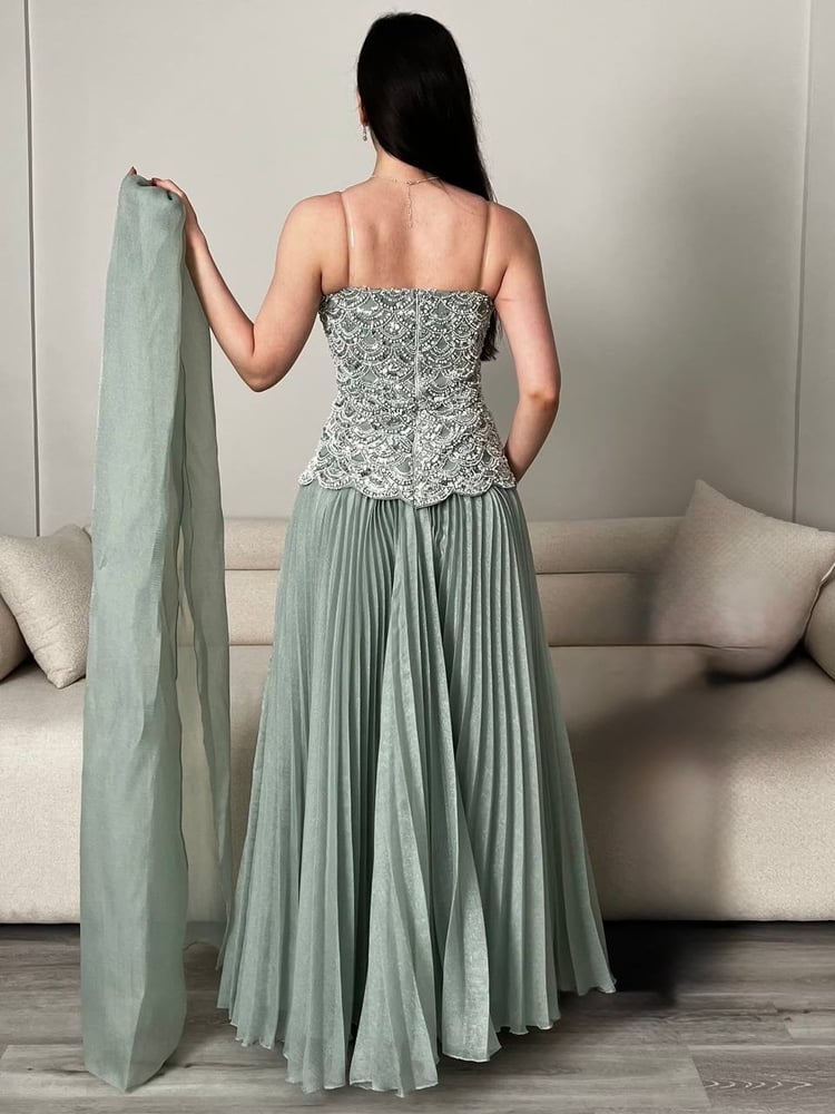 Evening dress Polisa with two-tone shawl