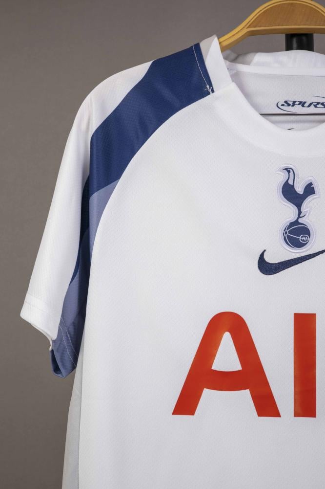 Tottenham main kit 25/26