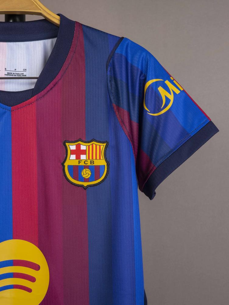قميص  برشلونة  الاساسي نسائي  2026/2027