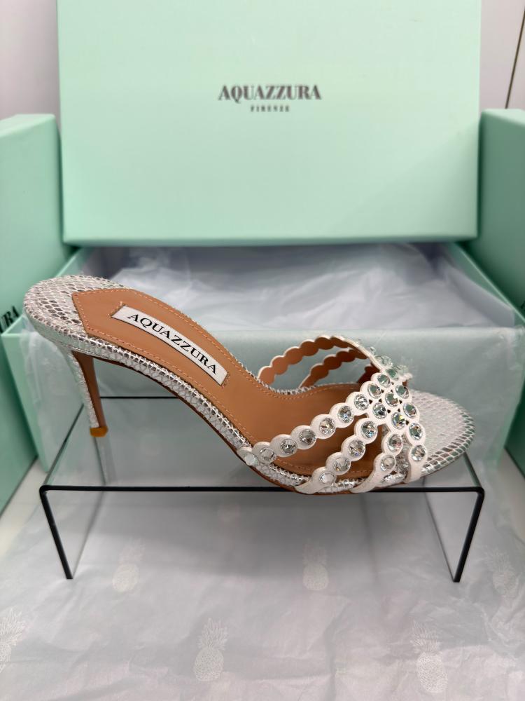AQUAZZURA