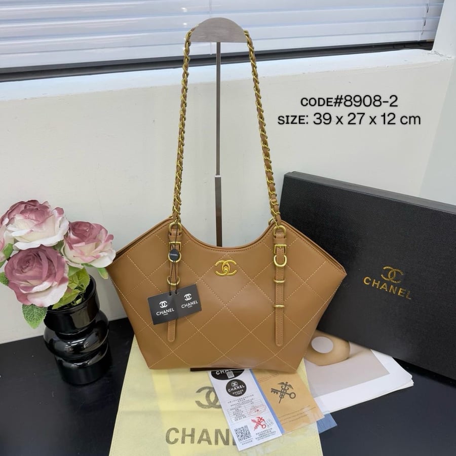 شنطة CHANEL