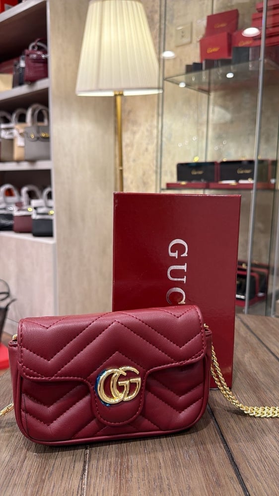 شنطة GUCCI
