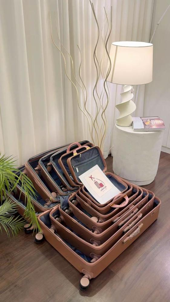 طقم من 4 قطع