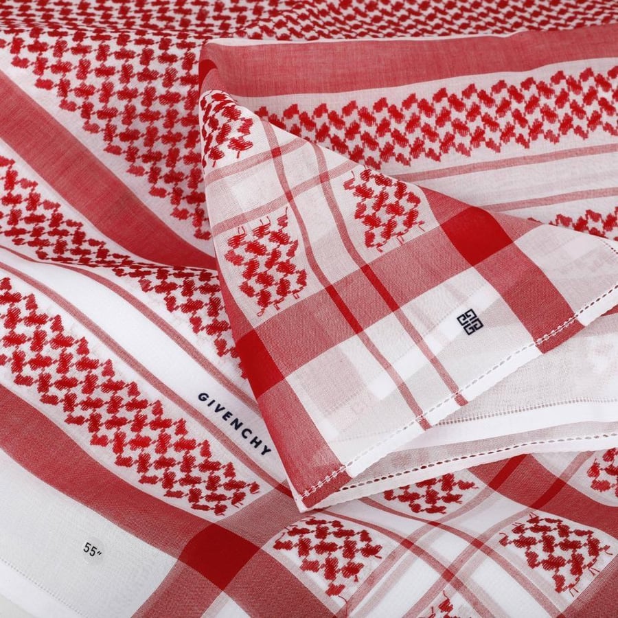 طقم شماغ جيفنشي الفاخر ثلاث قطع