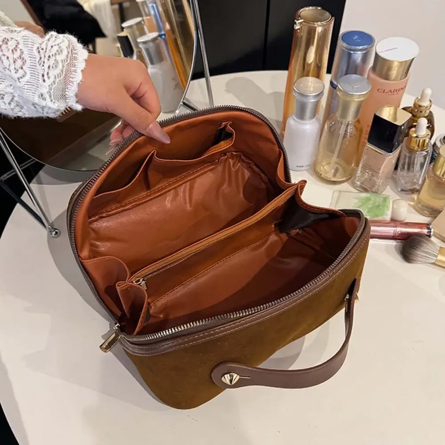 شنطة Miu Miu