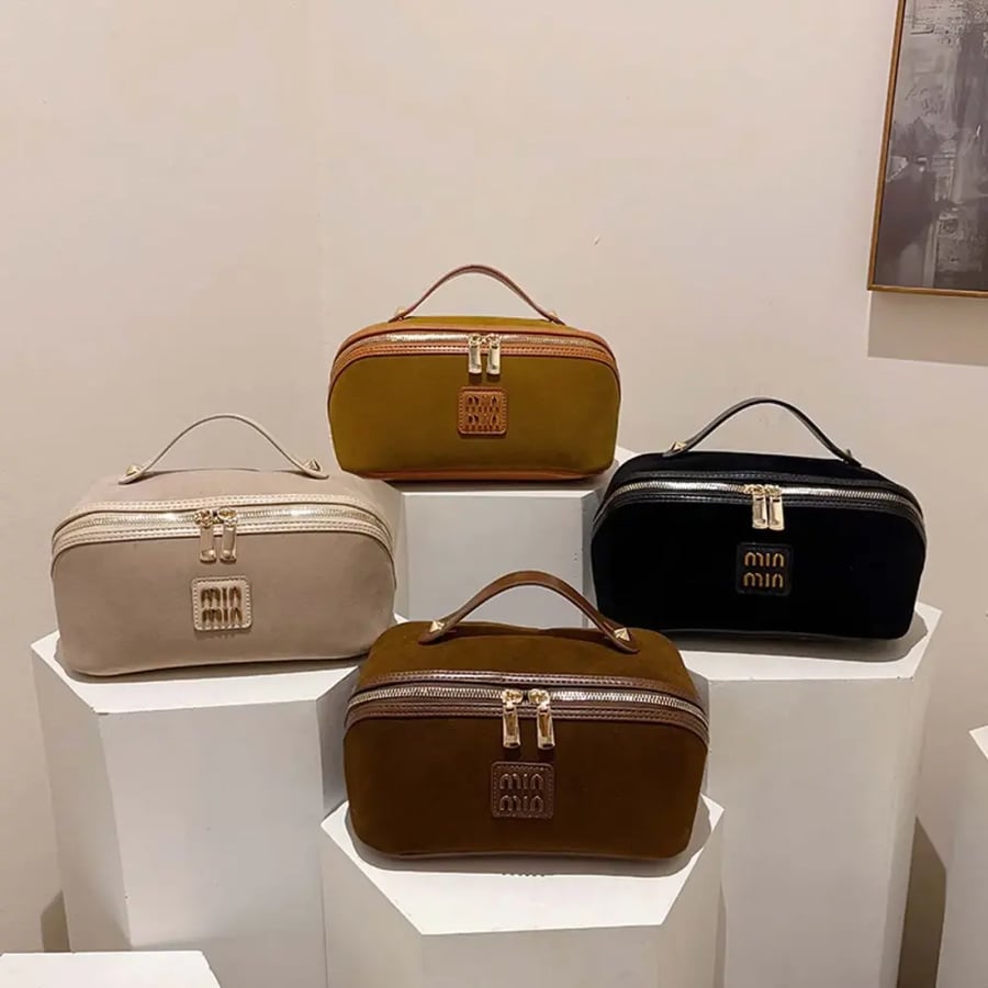 شنطة Miu Miu