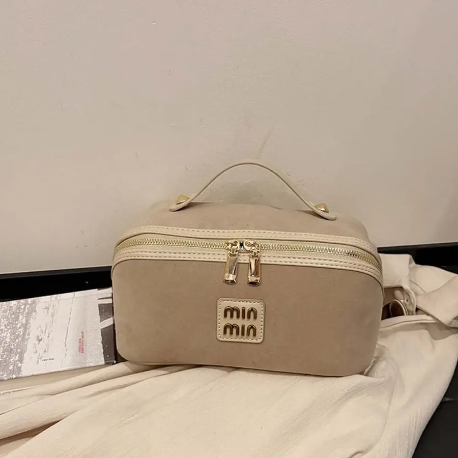 شنطة Miu Miu