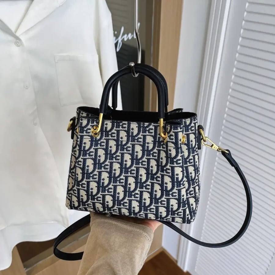 شنطة Dior Oblique