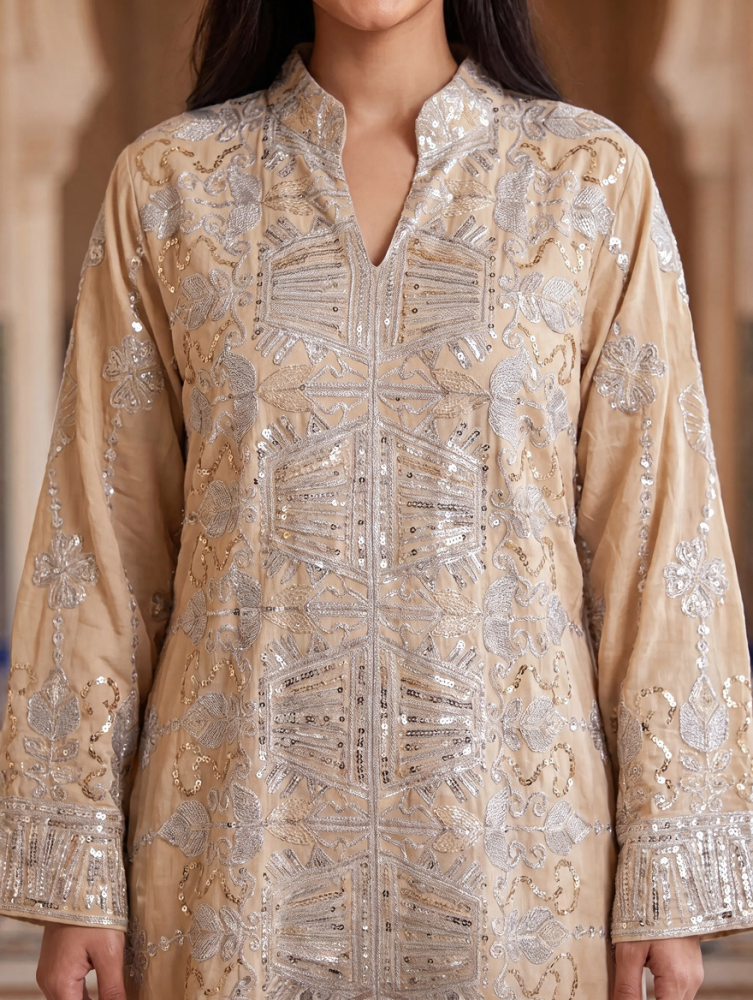 Women’s Lilac Geometric Golden Embroidered & Sequin Maxi Kaftan Dress – Elegant Long-Sleeve Festive Abaya