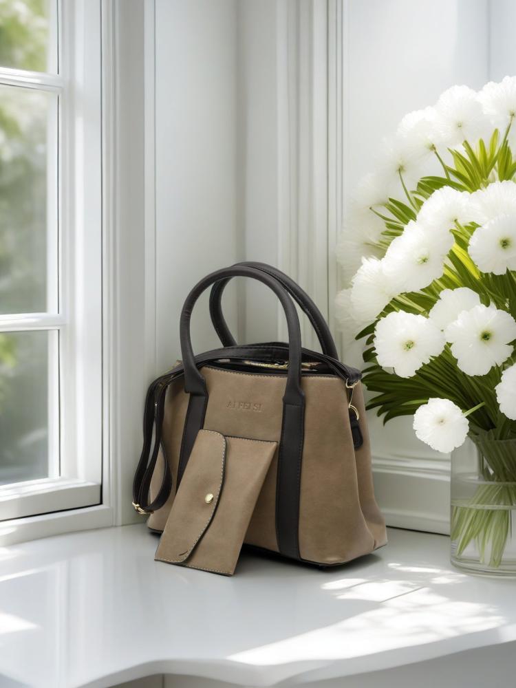 Luxury Women s Tote with Matching Wallet Gold Hardware