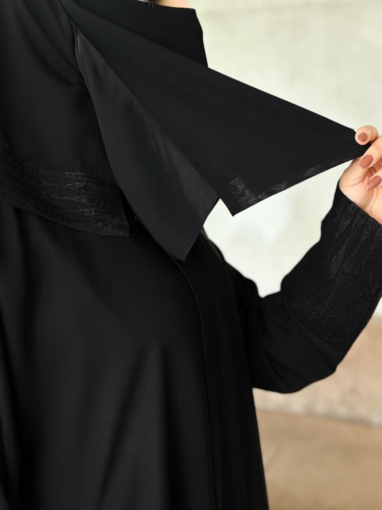 نقاب الأكل عادي