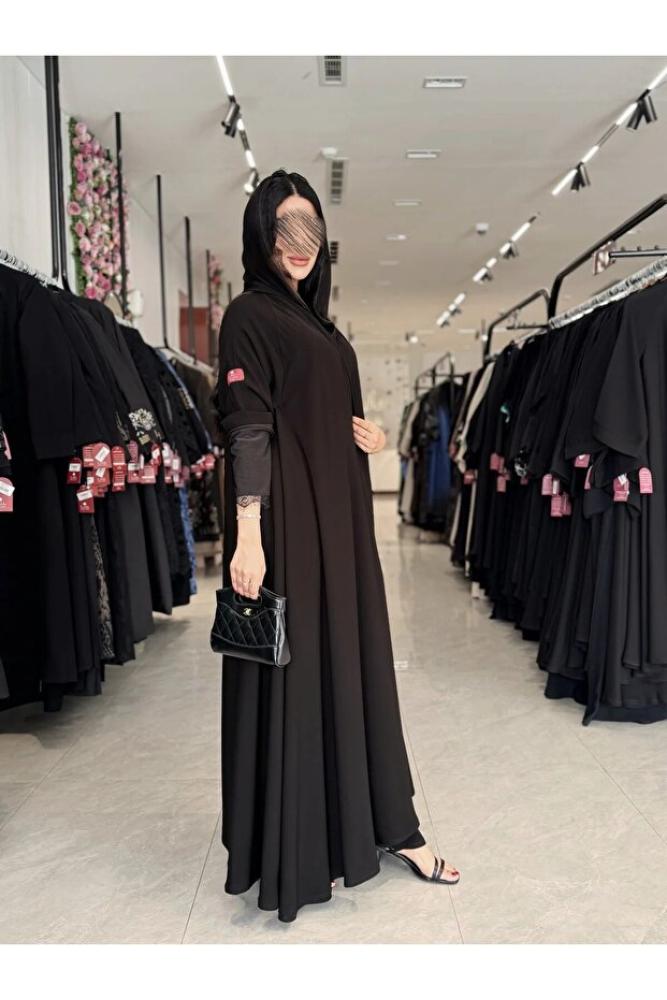 dar laha abaya عباية D5000 - دبل كلوش بقماش كريب ملكي اكمام استرتش بدانتل - اسود