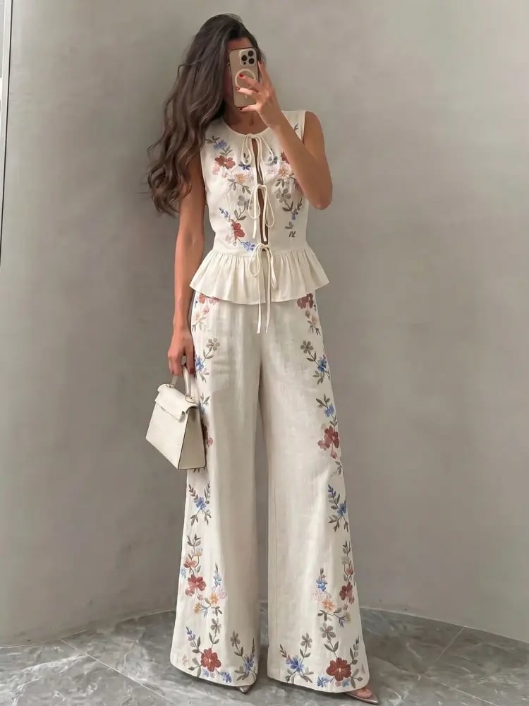 مجموعة نسائية من قطعتين