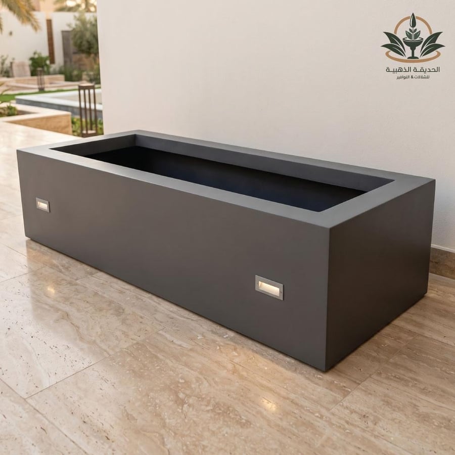 Large planting basin with 2 floodlights 2m