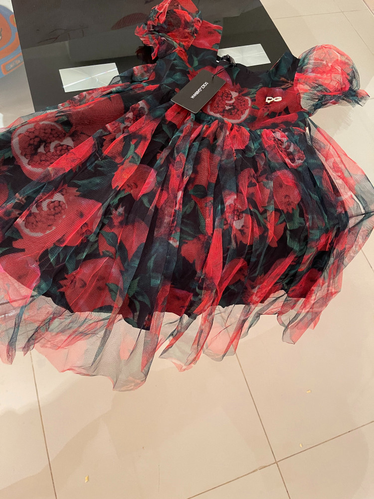 فستان D&G مزين ببروش كريستال