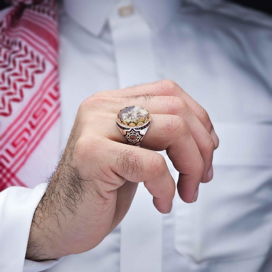 خاتم فضة عقيق يماني ورد الربيع