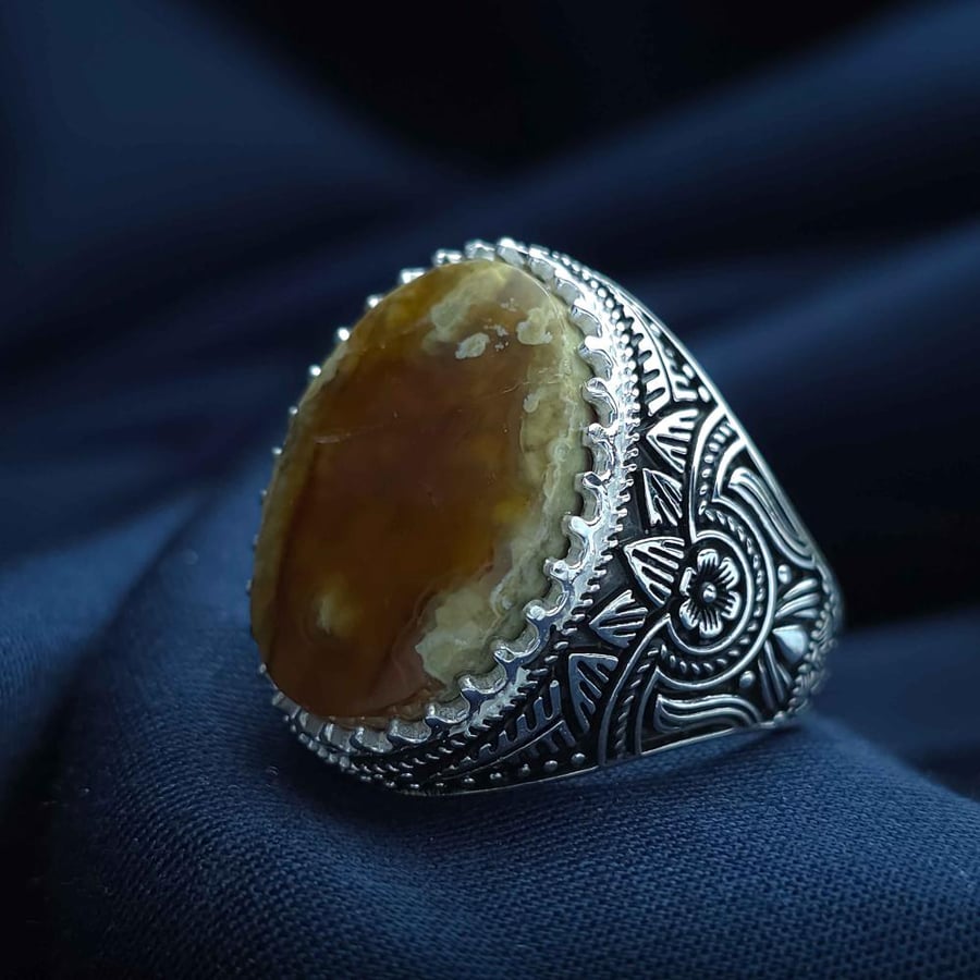 Silver ring with Yemeni agate, Thalabi, rare