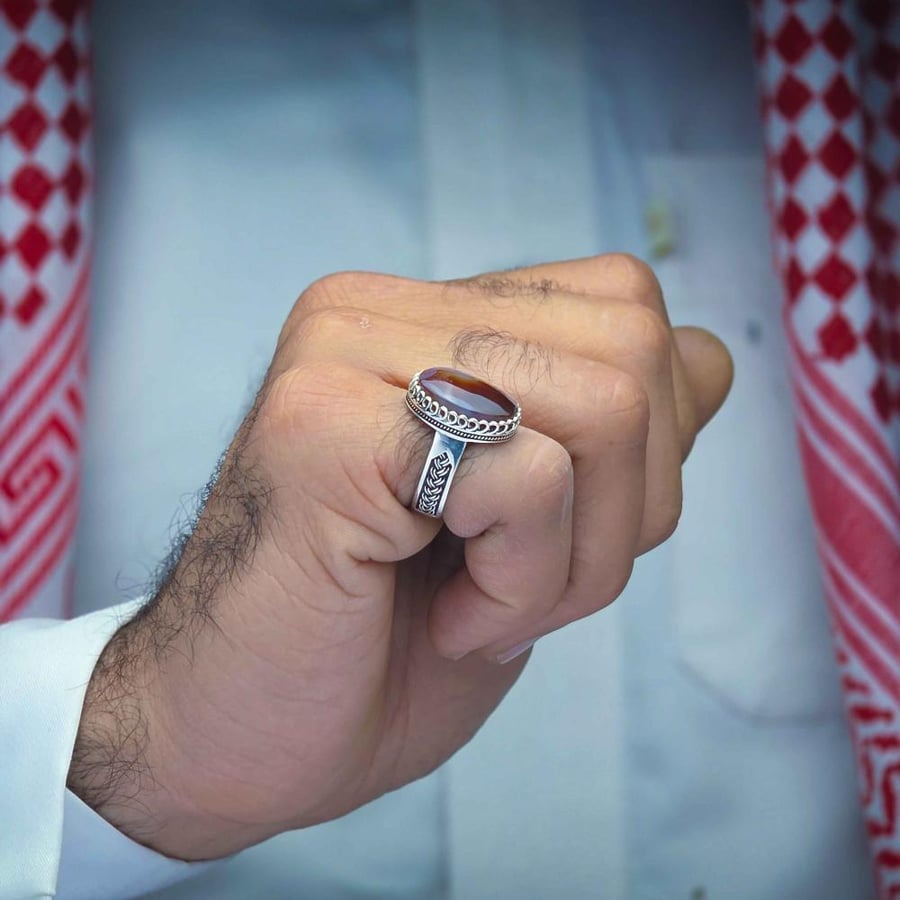 خاتم فضة عقيق يماني نادر