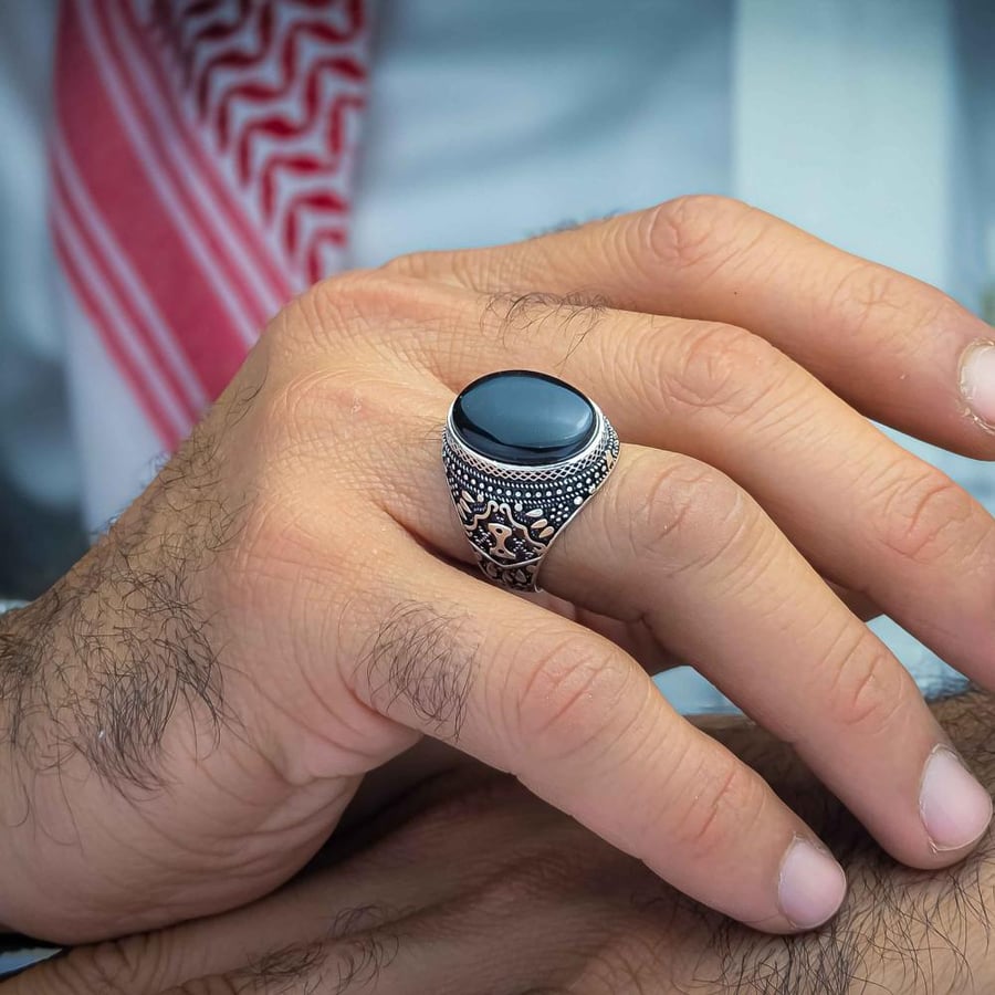 خاتم تراثي عقيق يماني اسود