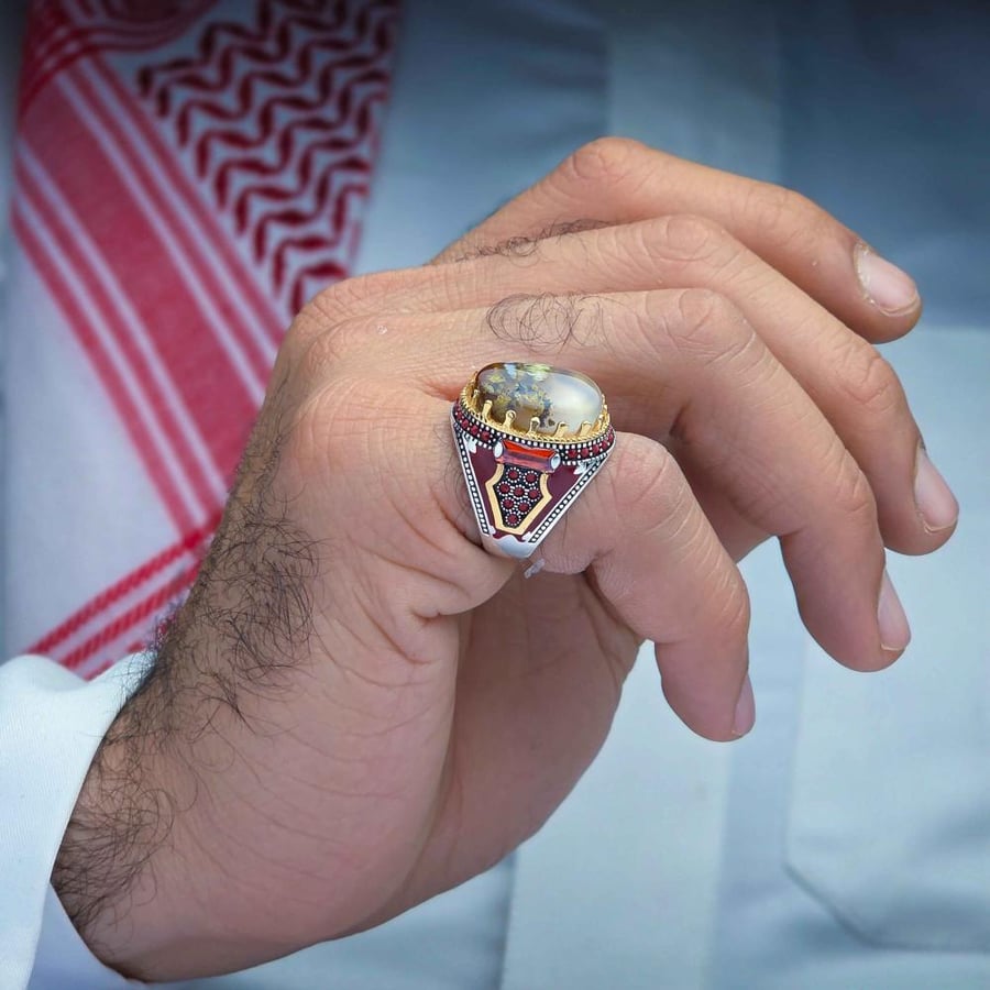 Silver ring with Yemeni agate, Tahlabi